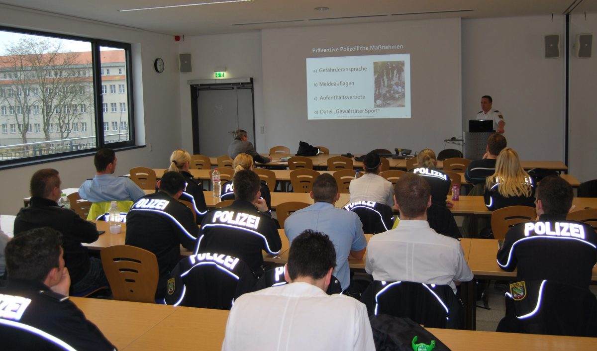 Fanprojekt an der Polizeifachhochschule Aschersleben